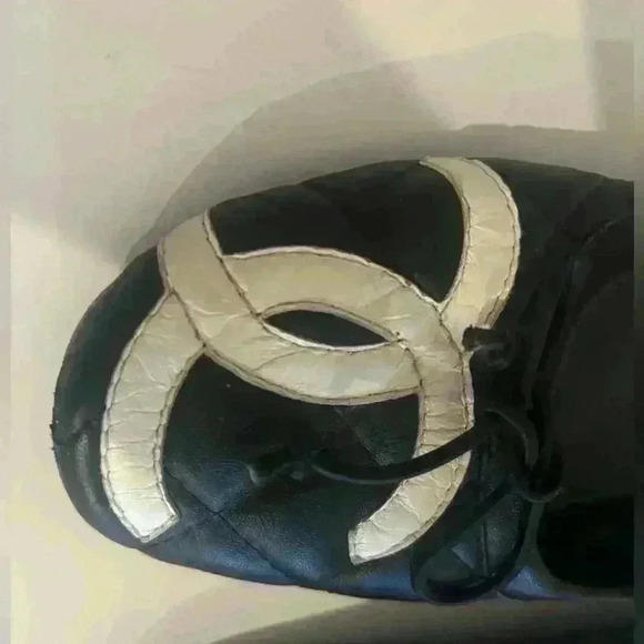 Chanel Cambon Quilted Double CC Ballet Flats - Picture 5 of 8